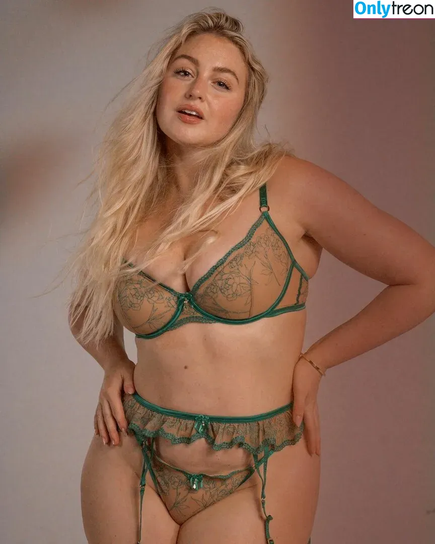 Iskra Lawrence nude photo #0094 (iskra)