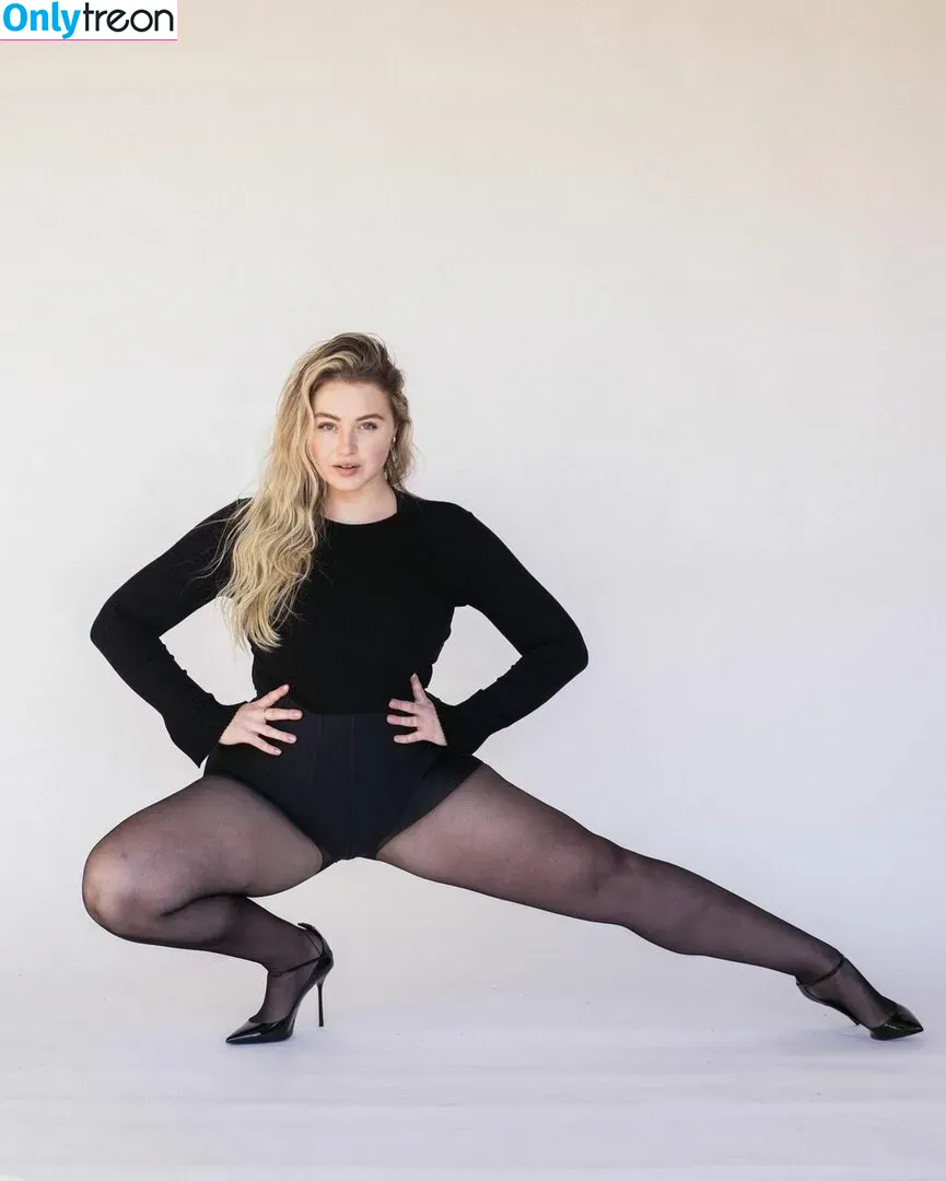 Iskra Lawrence nude photo #0109 (iskra)