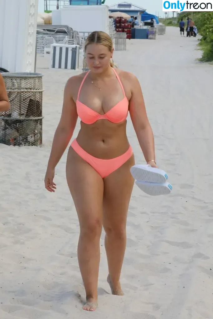 Iskra Lawrence nude photo #0127 (iskra)