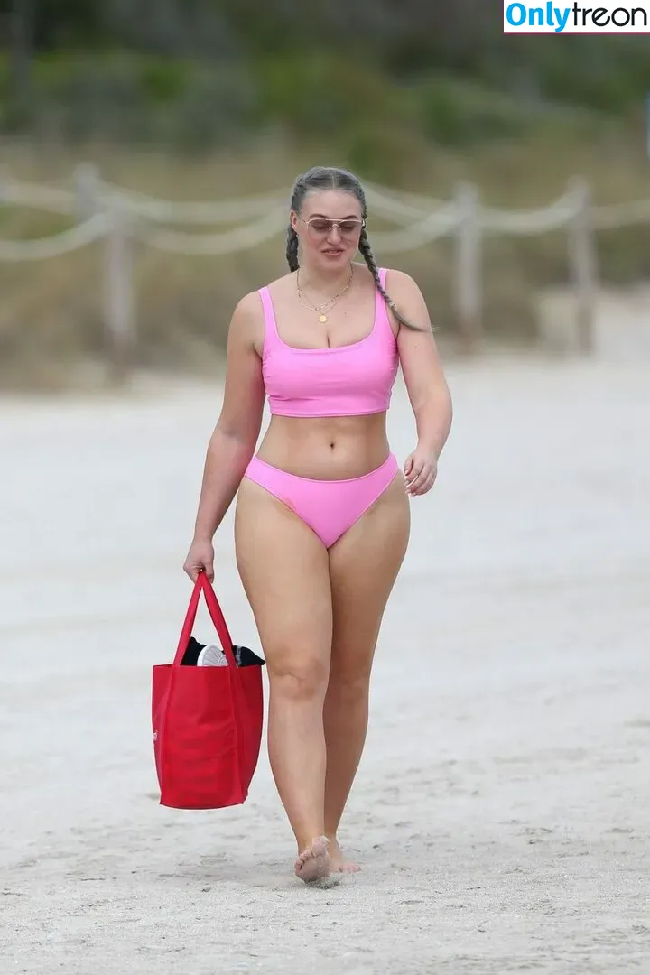 Iskra Lawrence nude photo #0202 (iskra)