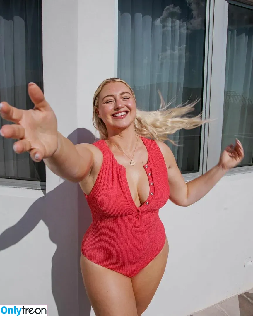 Iskra Lawrence nude photo #0286 (iskra)