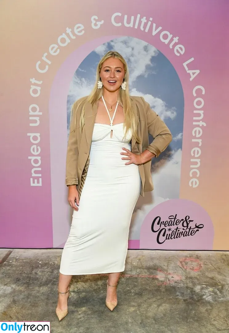 Iskra Lawrence nude photo #0298 (iskra)