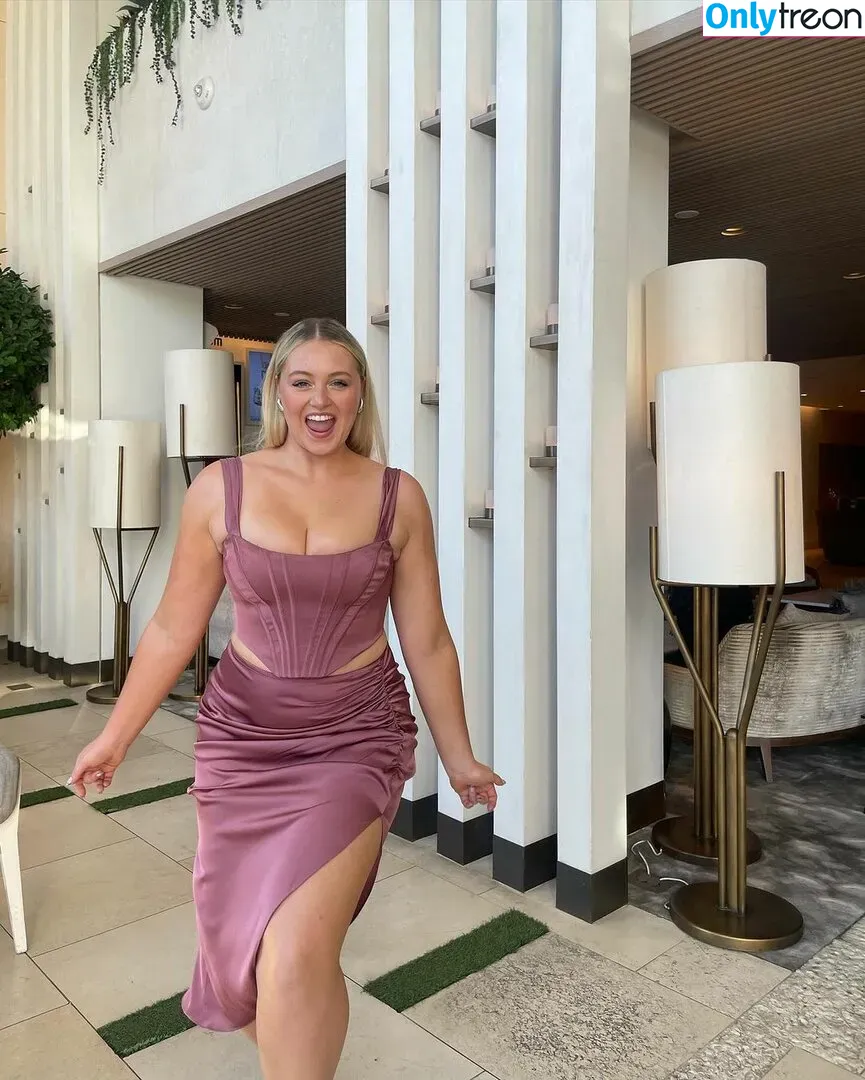 Iskra Lawrence nude photo #0365 (iskra)