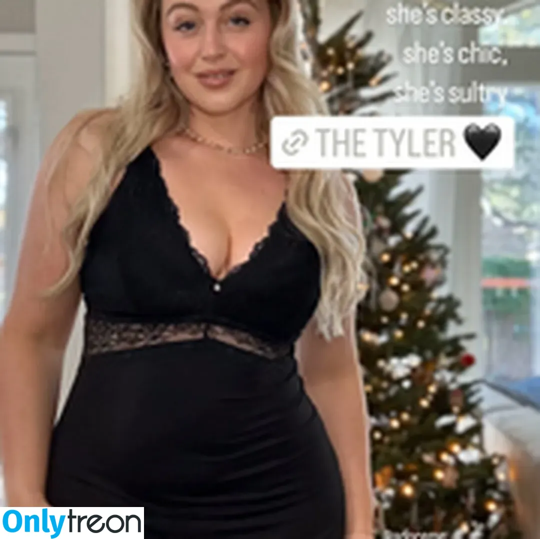 Iskra Lawrence nude photo #0388 (iskra)