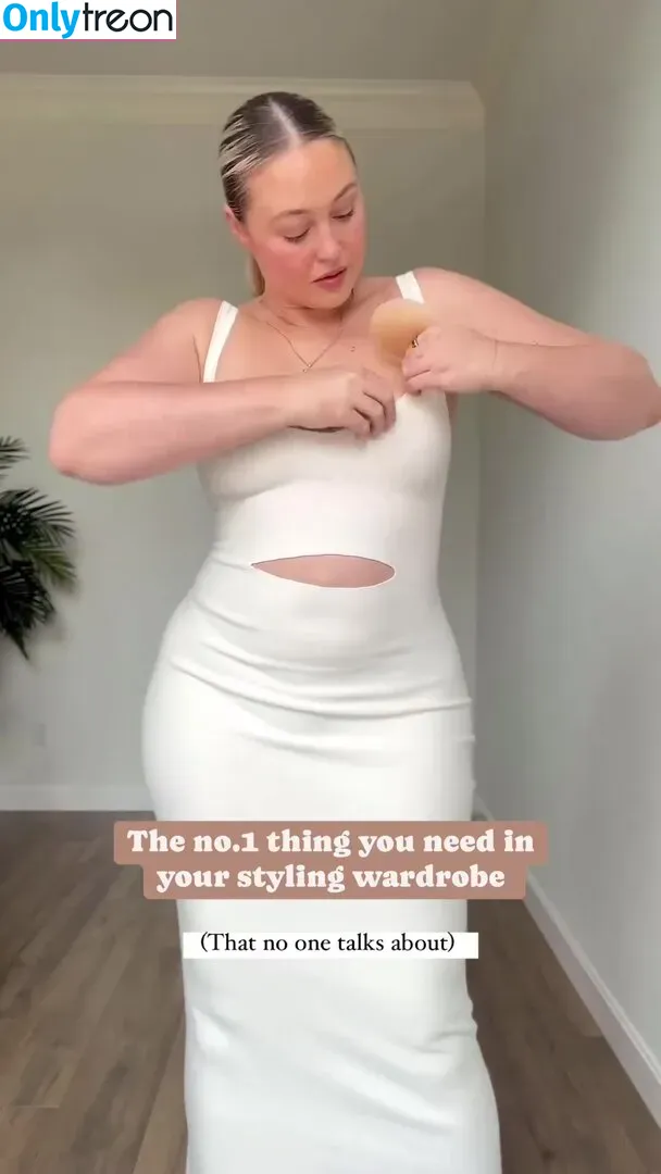 Iskra Lawrence nude photo #0404 (iskra)