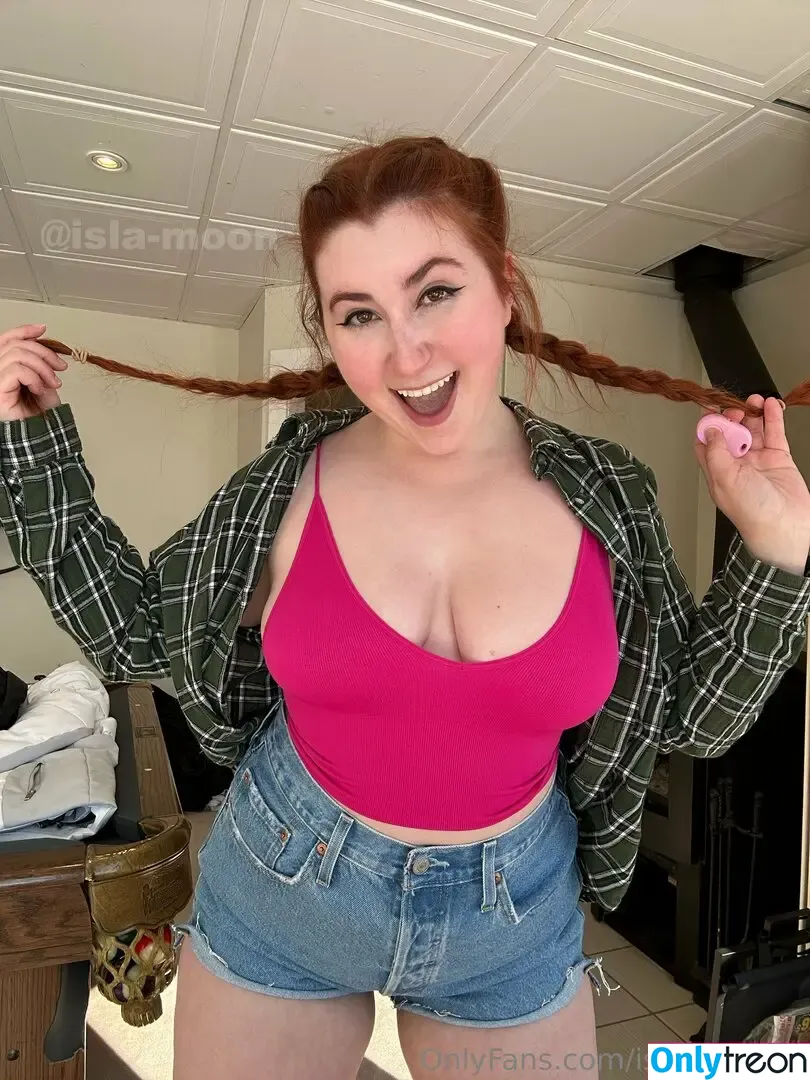 isla-moontv nude photo #0112 (the.isla.moon)