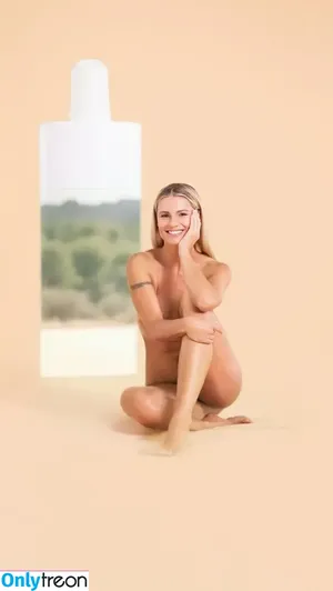 Italian Nude Vips / elebertolifree / theviplistnyc nude photo #0012