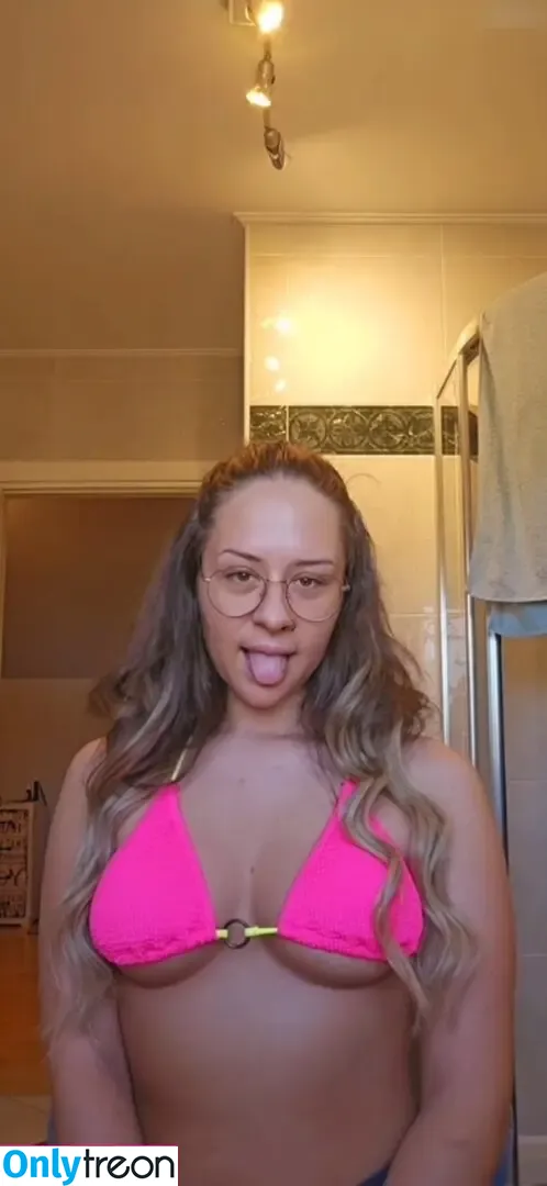 Its_me_melii nude photo #0166 (its.me_melii)