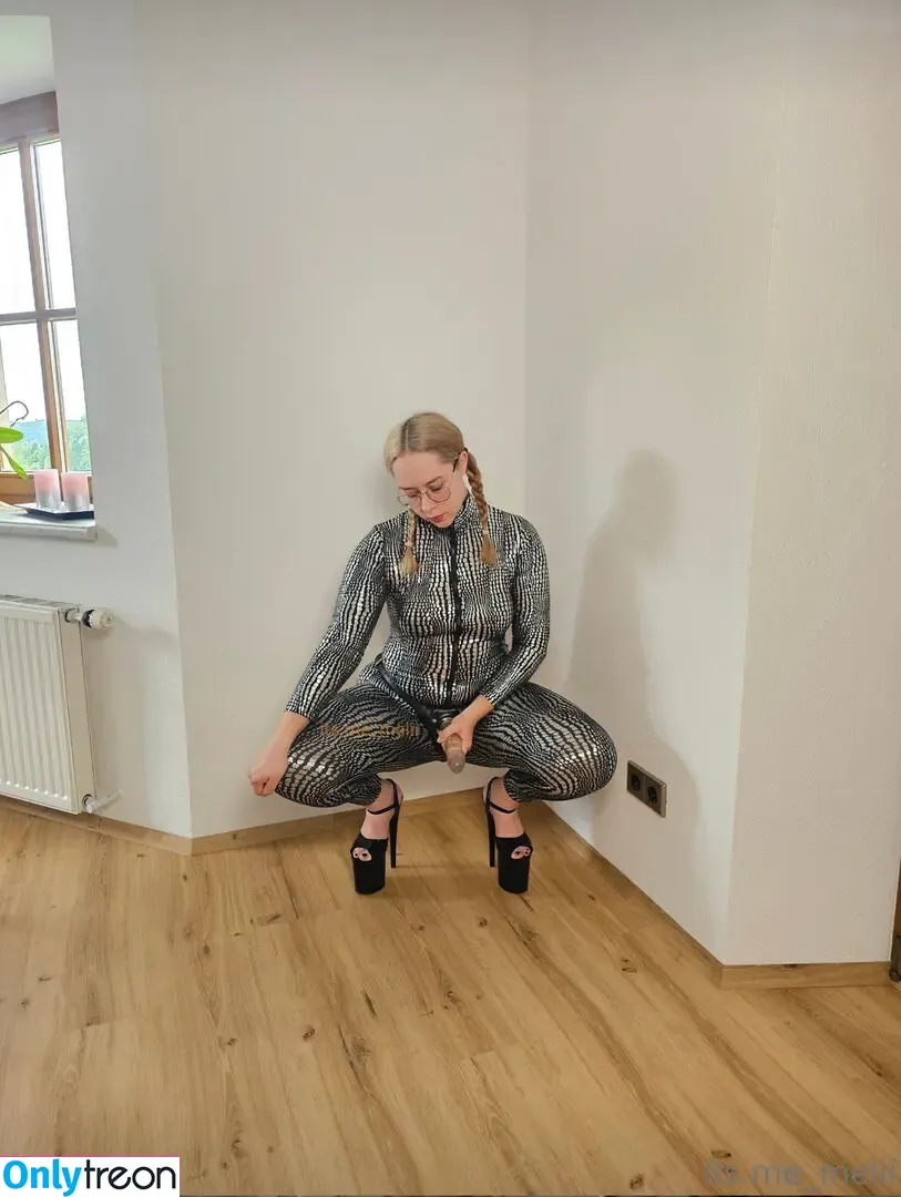 Its_me_melii nude photo #0511 (its.me_melii)