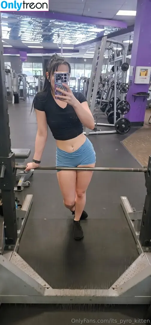 its_pyro_kitten nude photo #0066 (its.pyro.kitten)