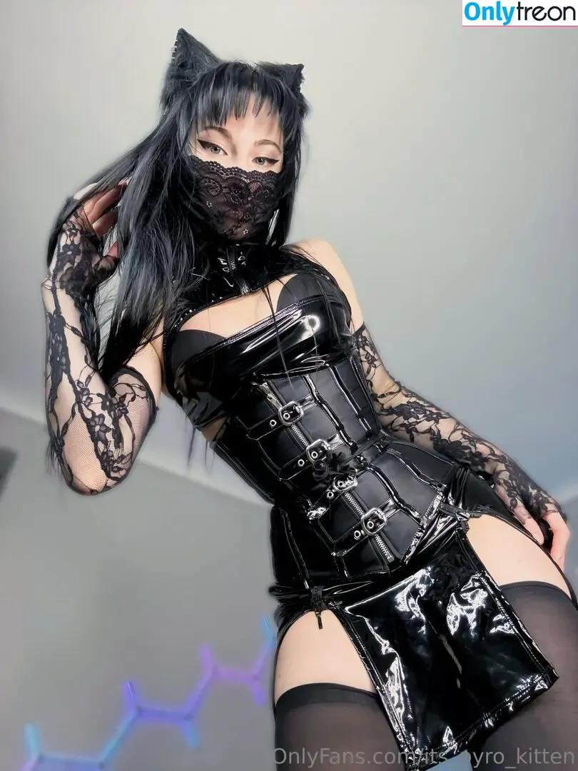 its_pyro_kitten nude photo #0146 (its.pyro.kitten)