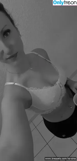 its-sina / positive_sinchen nude photo #0019
