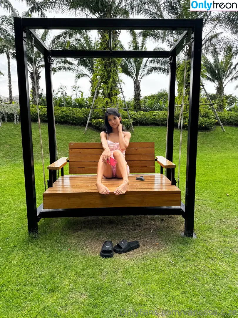 its.vanessasize nude photo #0033 (QueenSizetv / queensizettv / vanessa.size)