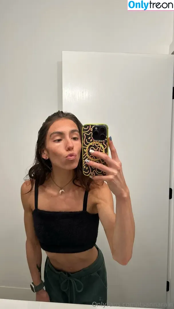 itsannarain nude photo #0006 (itsannarain__)