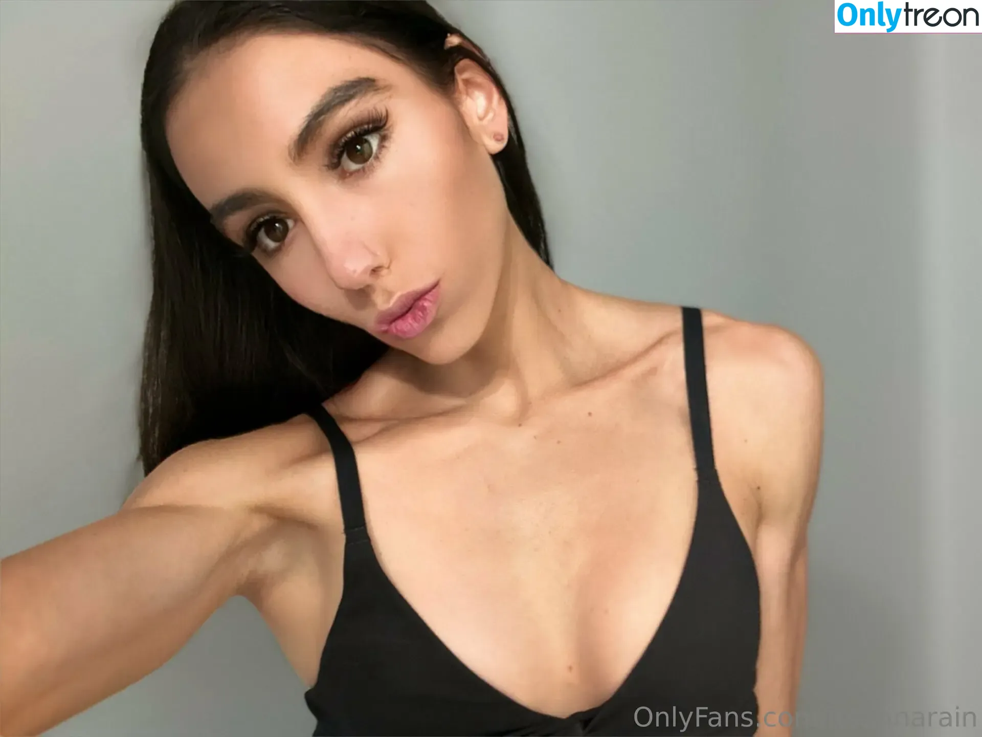 itsannarain nude photo #0047 (itsannarain__)
