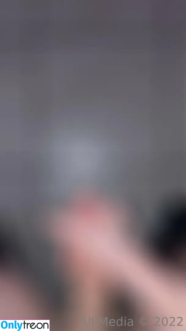 itsdamiankk nude photo #0017 (jasmine_damiank_)