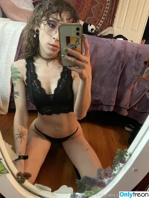 itsjeslynpixie / itslisetterenee_ nude photo #0014