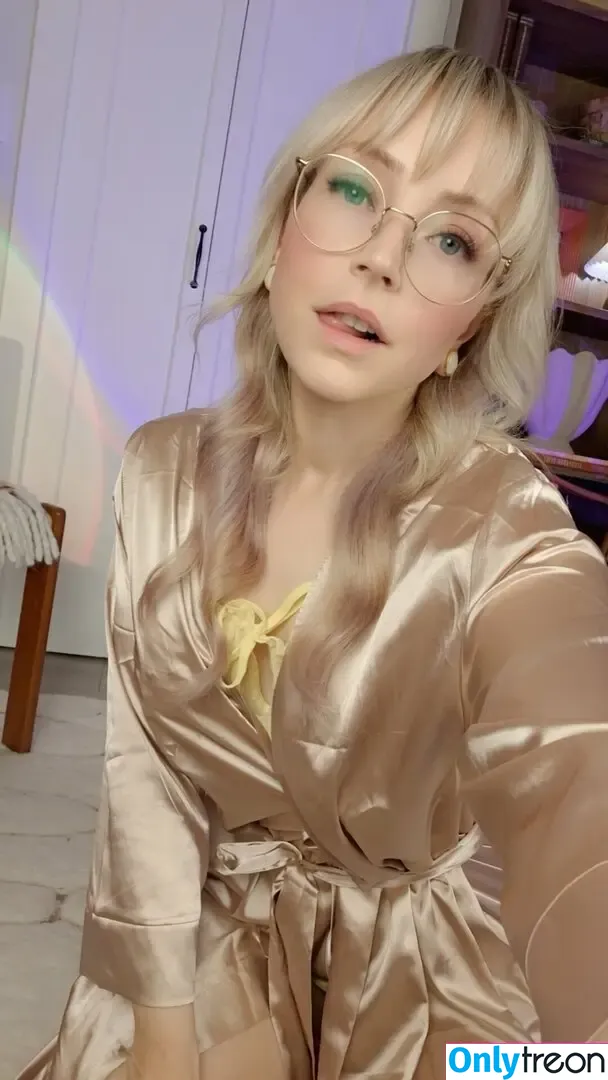itskatiebelle nude photo #0034 (its_katiebelle / itskatiebell)