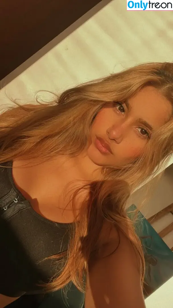 itsliahh nude photo #0126 (itsliahh__)