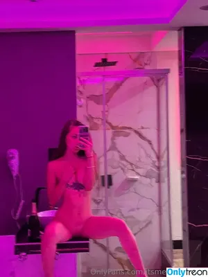  nude photo #0005