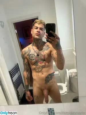  nude photo #0003