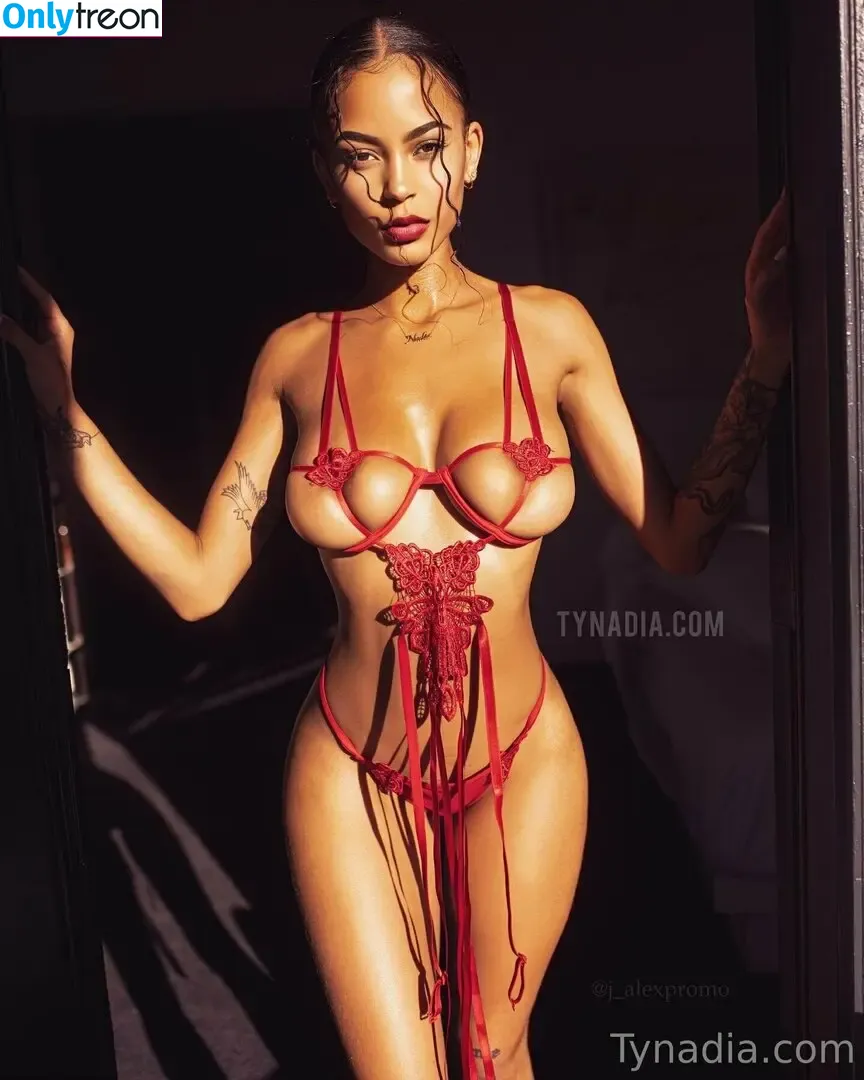 itsnadiarae nude photo #0035 (itsnadiarae)
