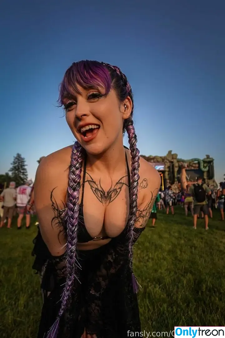 Itsqueenmanda nude photo #0318 (Itsqueenmanda)
