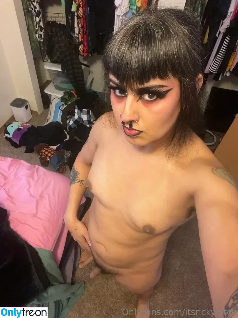 itsrickybitch nude photo #0021 (itsrickybitch)