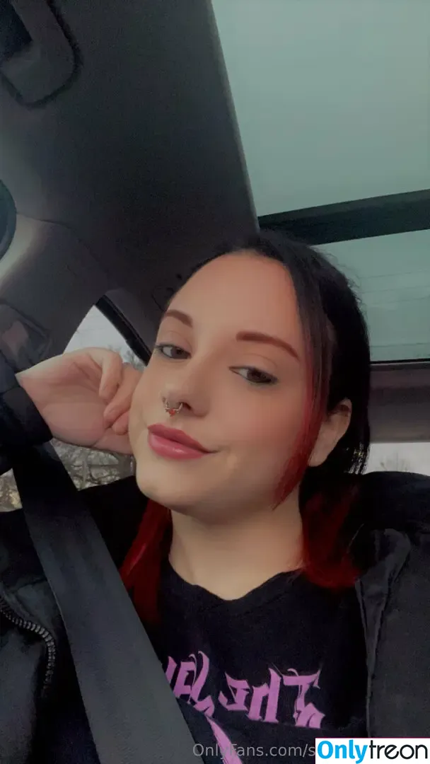 itsrileywoods nude photo #0016 (rileywoods.tv)