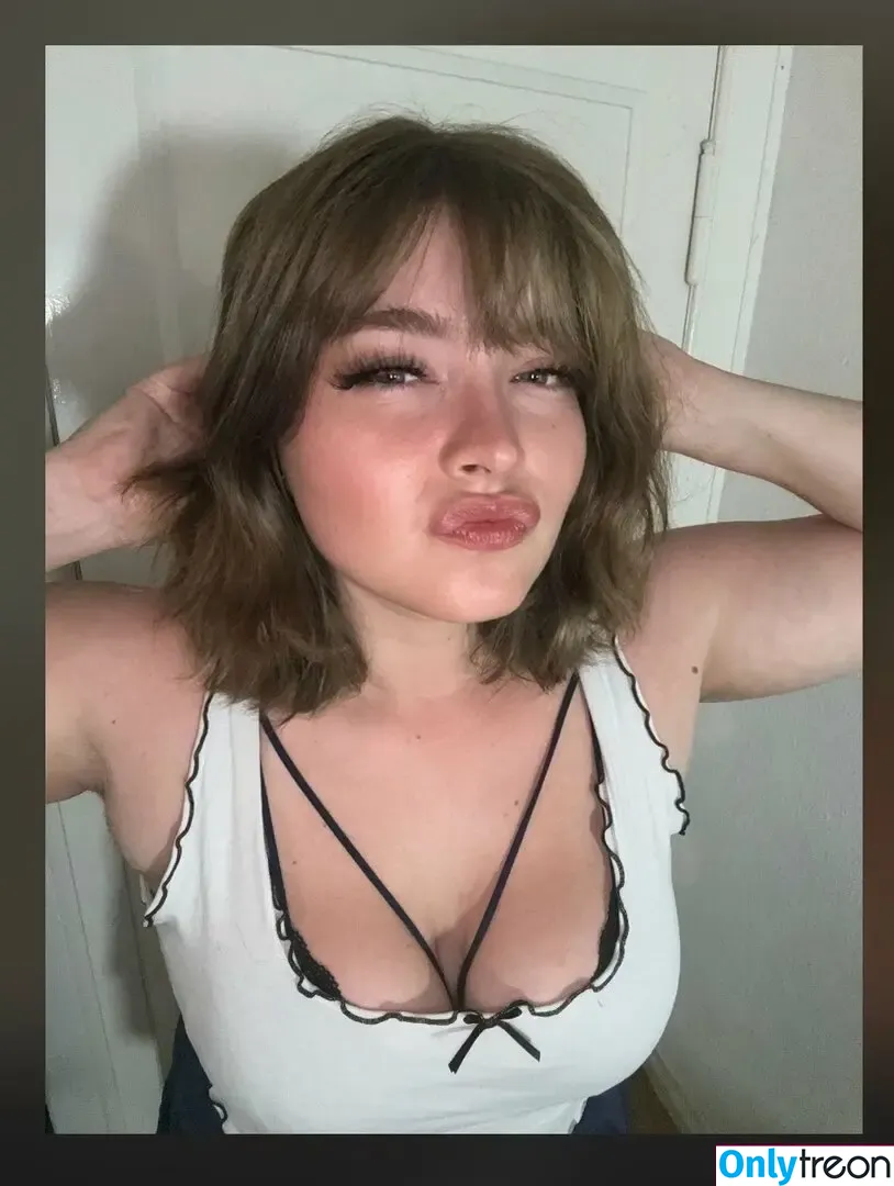 Itsschmolli nude photo #0092 (smallleaf)