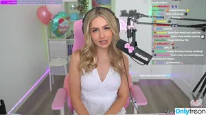 itsSky / itsSkyLOL nude photo #0098