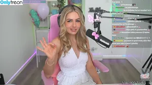 itsSky / itsSkyLOL nude photo #0101