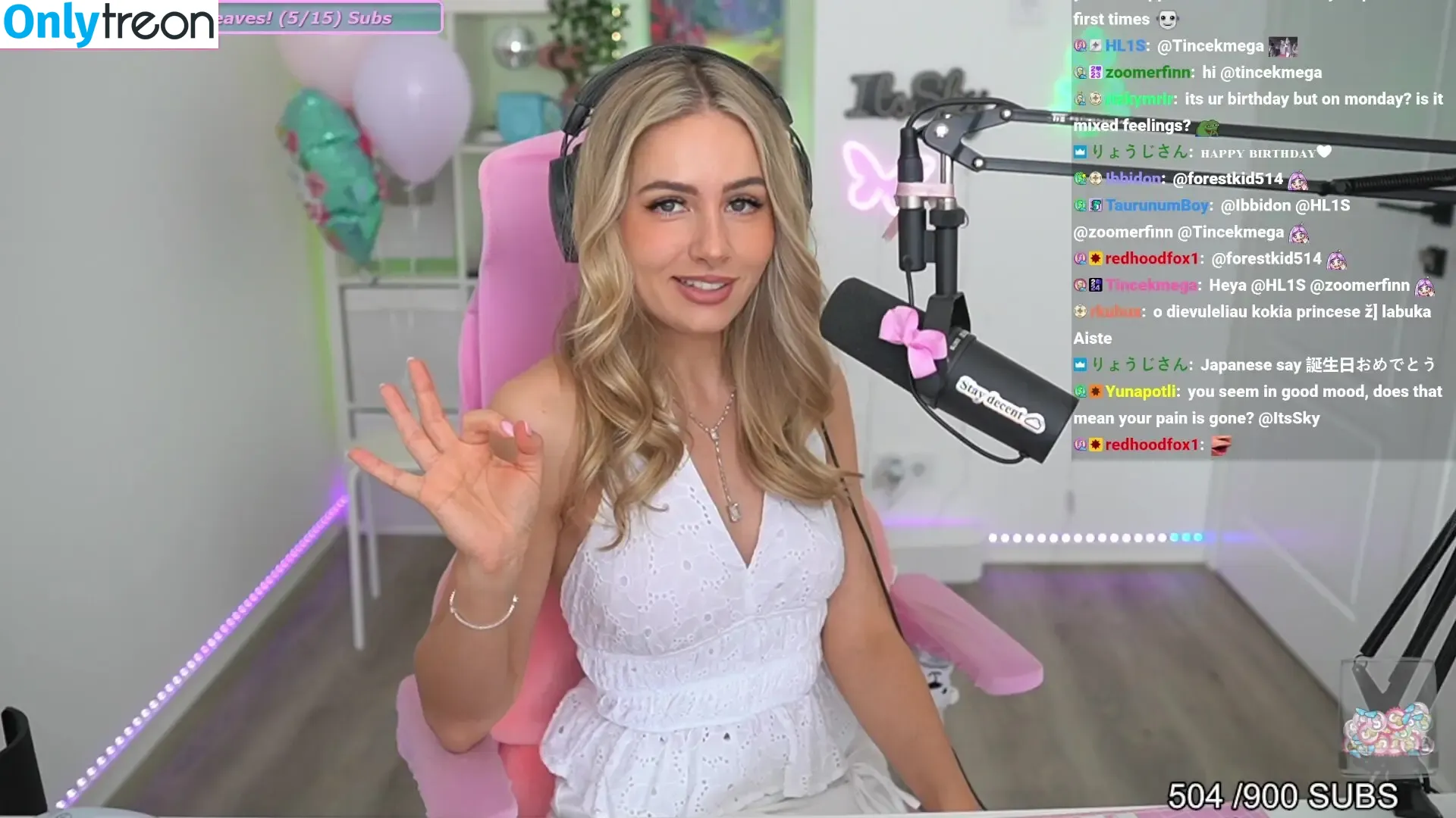 itsSky nude photo #0101 (itsSkyLOL)