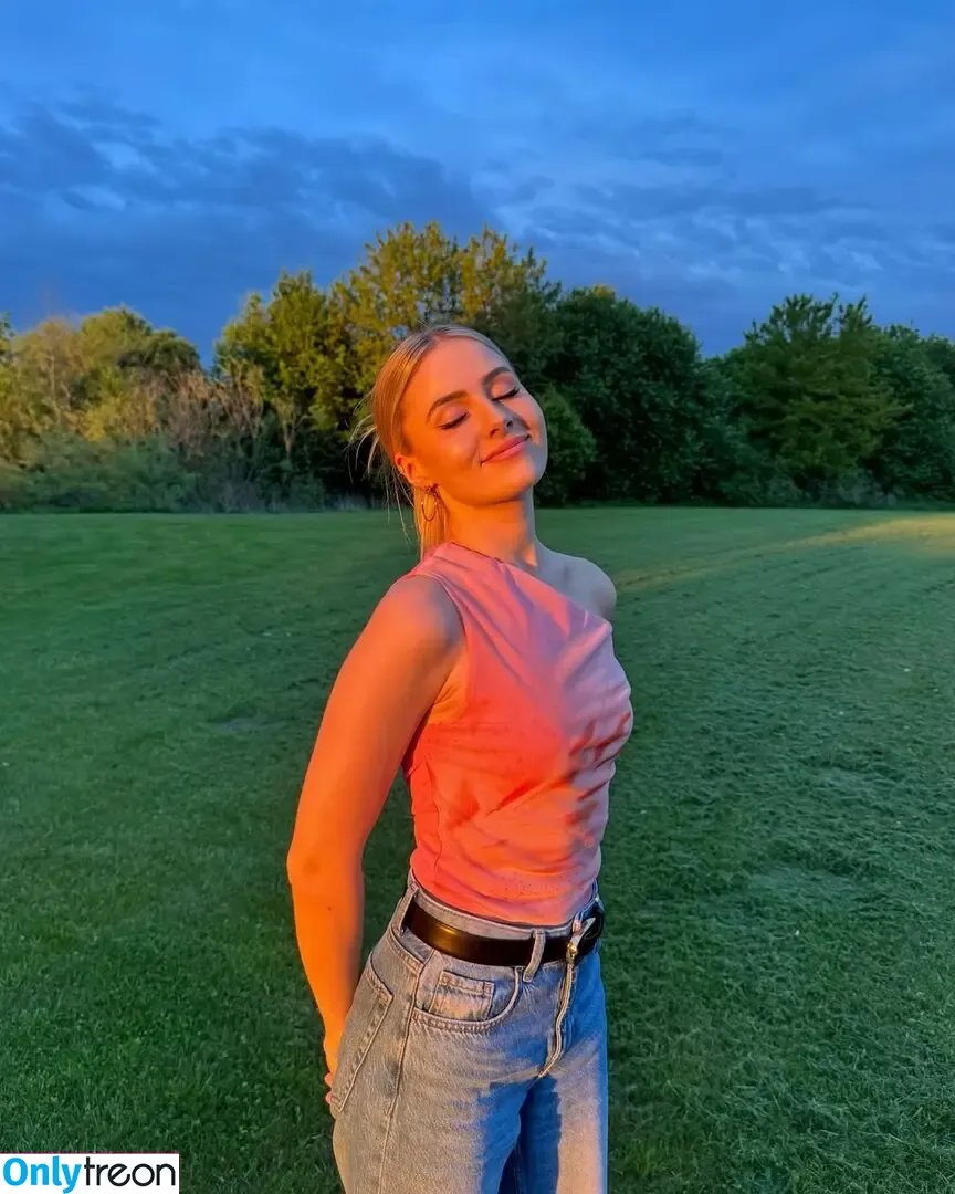 itsSky nude photo #0105 (itsSkyLOL)