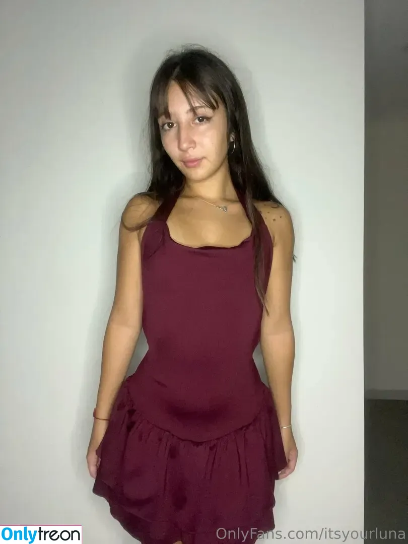 itsyourluna nude photo #0018 (itsyourluna_)