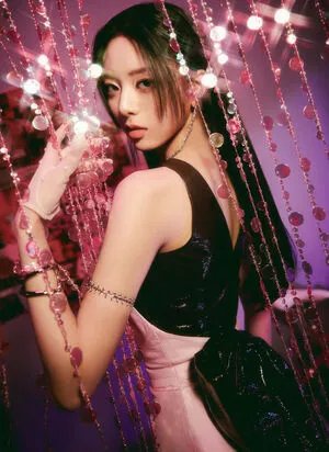 itzy.all.in.us / Shin Yu Na / Yuna ITZY / 유나 nude photo #0003