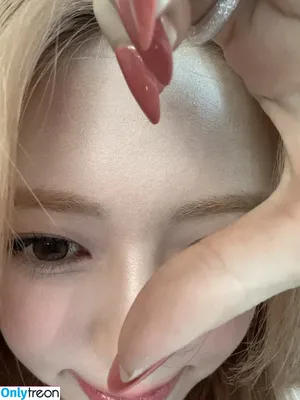 itzy.all.in.us / Shin Yu Na / Yuna ITZY / 유나 nude photo #0577
