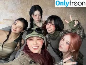 itzy.all.in.us / Shin Yu Na / Yuna ITZY / 유나 nude photo #0589
