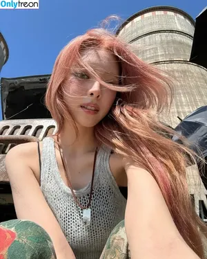 itzy.all.in.us / Shin Yu Na / Yuna ITZY / 유나 nude photo #0598