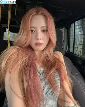 itzy.all.in.us / Shin Yu Na / Yuna ITZY / 유나 nude photo #0603