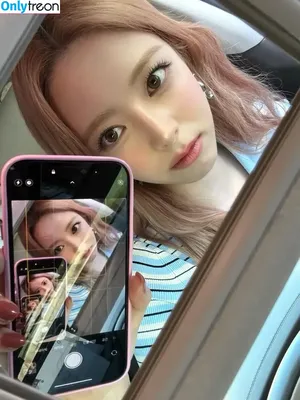 itzy.all.in.us / Shin Yu Na / Yuna ITZY / 유나 nude photo #0604