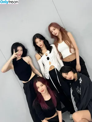 itzy.all.in.us / Shin Yu Na / Yuna ITZY / 유나 nude photo #0608