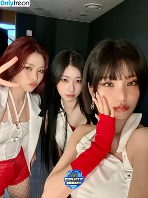 itzy.all.in.us / Shin Yu Na / Yuna ITZY / 유나 nude photo #0609