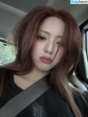 itzy.all.in.us / Shin Yu Na / Yuna ITZY / 유나 nude photo #0615