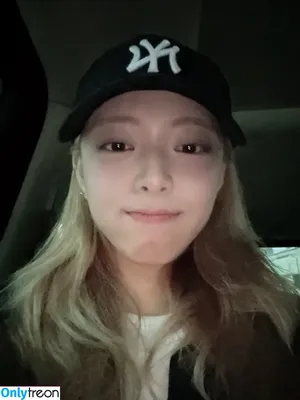 itzy.all.in.us / Shin Yu Na / Yuna ITZY / 유나 nude photo #0616