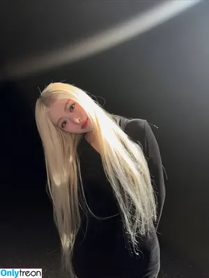 itzy.all.in.us / Shin Yu Na / Yuna ITZY / 유나 nude photo #0654