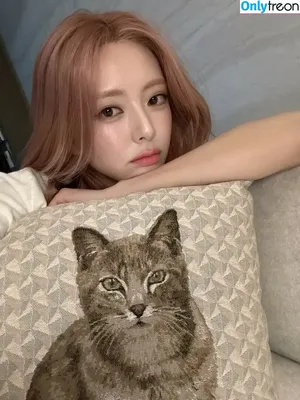 itzy.all.in.us / Shin Yu Na / Yuna ITZY / 유나 nude photo #0681