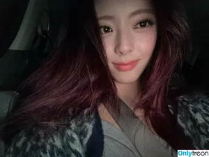 itzy.all.in.us / Shin Yu Na / Yuna ITZY / 유나 nude photo #0702