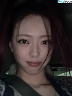 itzy.all.in.us / Shin Yu Na / Yuna ITZY / 유나 nude photo #0705