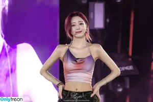 itzy.all.in.us / Shin Yu Na / Yuna ITZY / 유나 nude photo #0733